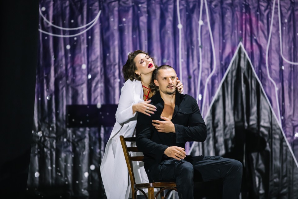 Вистава "Основний Інстинкт"